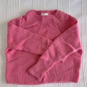 H&M Alpaca/wool blend pink crewneck sweater. Size small.